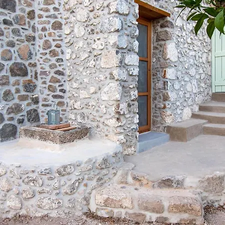 Perivoli A Traditional Eco-accommodation In A Private Cultivated Garden Mandraki (Nisyros)