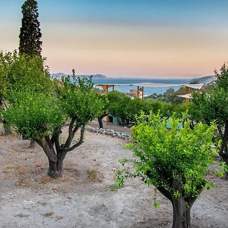 Perivoli A Traditional Eco-accommodation In A Private Cultivated Garden Holiday home Mandraki (Nisyros)