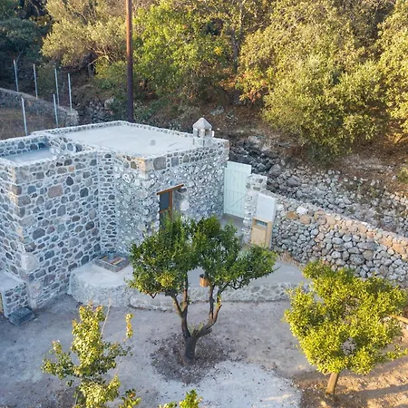 Perivoli A Traditional Eco-accommodation In A Private Cultivated Garden Mandraki (Nisyros)
