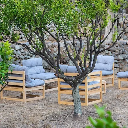 Perivoli A Traditional Eco-accommodation In A Private Cultivated Garden Mandraki (Nisyros)