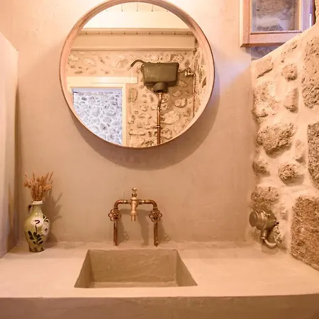 Perivoli A Traditional Eco-accommodation In A Private Cultivated Garden