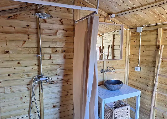 Perivoli A Traditional Eco-accommodation In A Private Cultivated Garden * Mandrákion