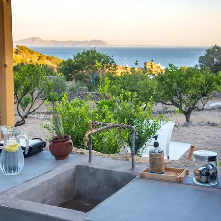 Perivoli A Traditional Eco-accommodation In A Private Cultivated Garden Semesterbostad