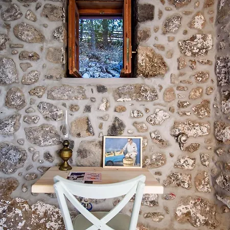 Perivoli A Traditional Eco-accommodation In A Private Cultivated Garden *