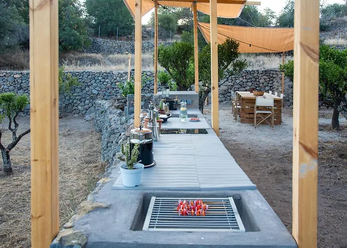 Tatil Evi Perivoli A Traditional Eco-accommodation In A Private Cultivated Garden *