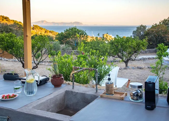 Perivoli A Traditional Eco-accommodation In A Private Cultivated Garden Tatil Evi