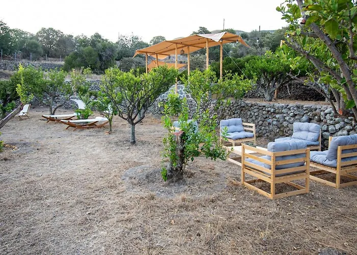Perivoli A Traditional Eco-accommodation In A Private Cultivated Garden *